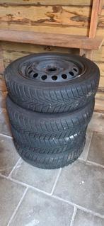 Winterbanden Continental 155/65 R14 - Citroën C1/Aygo/108, Auto-onderdelen, Banden en Velgen, Ophalen, 14 inch, 155 mm, Banden en Velgen