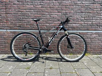Focus Raven carbon maat M beschikbaar voor biedingen