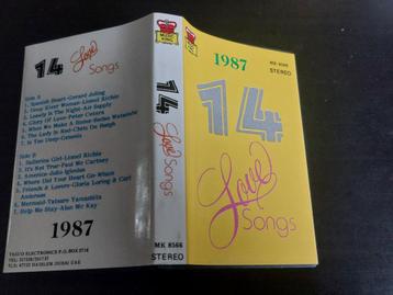 14 LOVE SONGS (CASSETTEBANDJE) beschikbaar voor biedingen