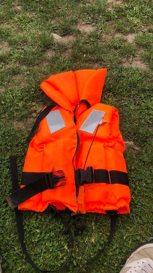Reddingsvest kids 15 -20 kg, Watersport en Boten, Watersportkleding, Zo goed als nieuw, Reddingsvest of Zwemvest, Kind, Ophalen of Verzenden