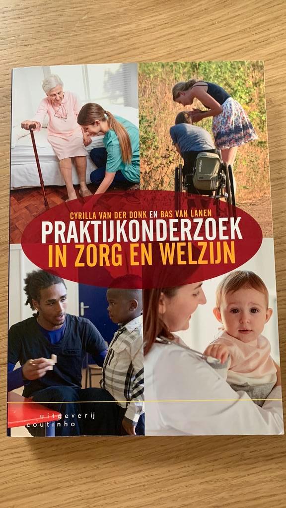 Cyrilla van der Donk - Praktijkonderzoek in zorg en welzijn, Boeken, Politiek en Maatschappij, Zo goed als nieuw, Nederland, Ophalen of Verzenden