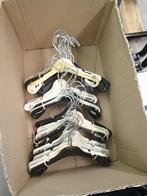 kledinghangers baby + mt33 +speldklemhanger+ klemveerhanger, Kleding | Dames, Kledinghangers, Ophalen of Verzenden, Zo goed als nieuw