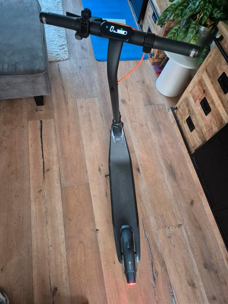 Elektrische step van Segway, Fietsen en Brommers, Steps, Zo goed als nieuw, Elektrische step (E-scooter), Ophalen of Verzenden