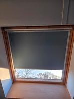 Gebruikt Velux dakraam met verduisterend rolgordijn (spoed), Ophalen, Gebruikt, 50 tot 100 cm, Minder dan 100 cm
