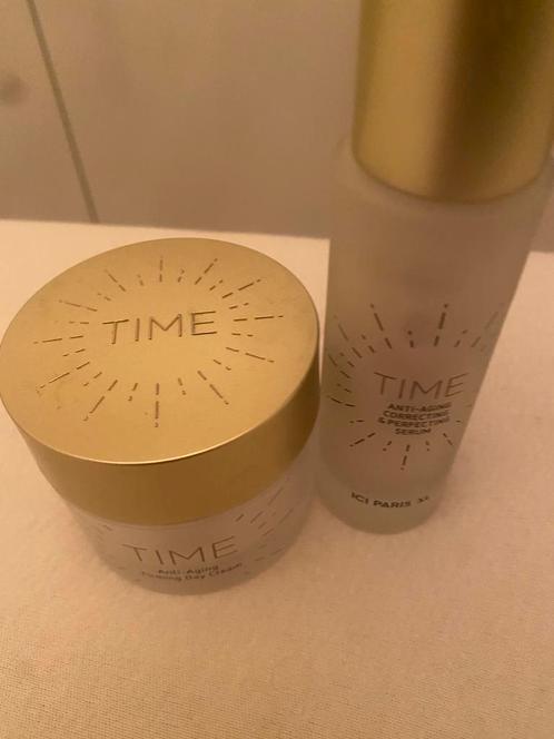 Time anti aging creme en serum, Sieraden, Tassen en Uiterlijk, Uiterlijk | Gezichtsverzorging, Zo goed als nieuw, Verzorging, Ophalen of Verzenden