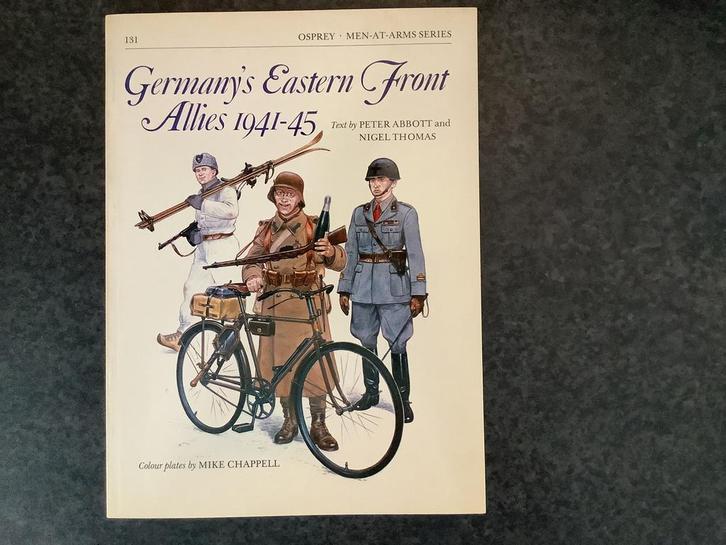 1 Foreign voluteers of the Wehrmacht  2 Eastern Front allies, Boeken, Oorlog en Militair, Gelezen, Tweede Wereldoorlog, Ophalen of Verzenden