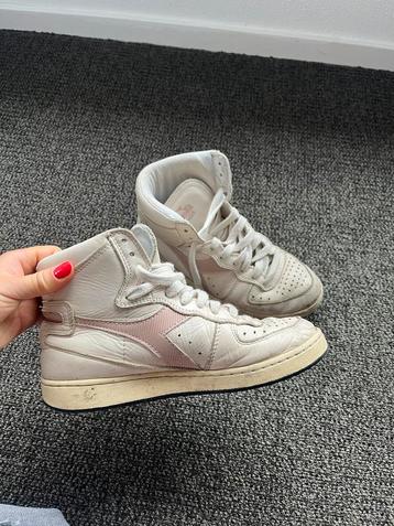 Diadora heritage maat 37 beschikbaar voor biedingen