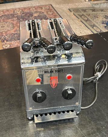 Milan toast tosti apparaat beschikbaar voor biedingen