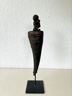Oude medicijnhoorn, Sumba Indonesie tribal art kunst, Antiek en Kunst, Ophalen of Verzenden