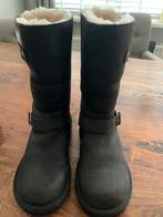 UGG, Ophalen of Verzenden, Zo goed als nieuw, Zwart