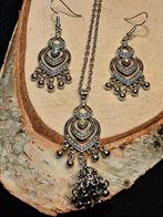 Boho Gipsy zilverkleurig sieraden setje met strass, Overige materialen, Nieuw, Ophalen of Verzenden, Zilver