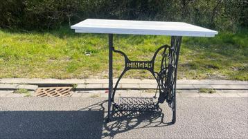 Tuintafel  balkontafel tafel op singer beschikbaar voor biedingen