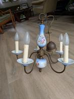 KROONLUCHTER messing met keramiek, Huis en Inrichting, Lampen | Kroonluchters, Ophalen, Gebruikt, Metaal, Nostalgie