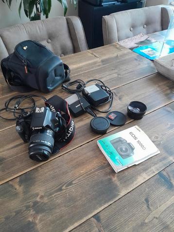 Canon Eos1000 met 4 lenzen etc beschikbaar voor biedingen