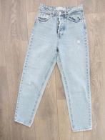 Spijkerbroek Stradivarius mom-fit maat 34, Ophalen of Verzenden, Gedragen, Blauw, W27 (confectie 34) of kleiner