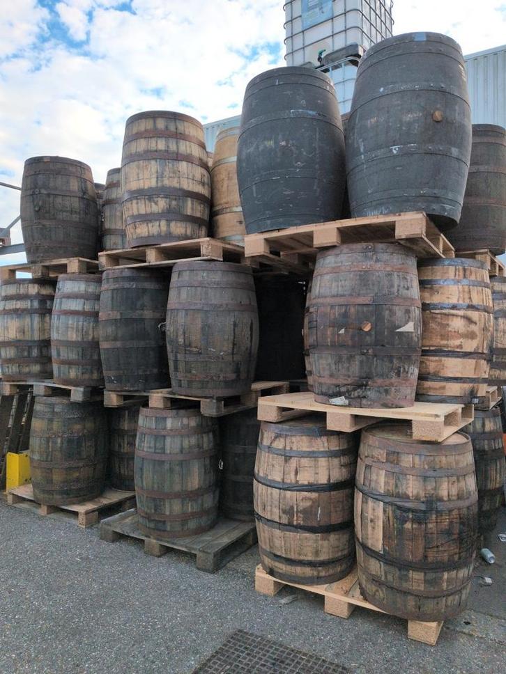 Houten Vaten 200 Liter wijnton barrel, Tuin en Terras, Tuinvazen, Ophalen