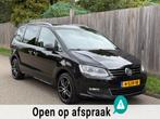 Volkswagen Sharan 1.4 TSI DSG Edition 7p. Vol opties NAP!, Auto's, Volkswagen, Euro 5, Zwart, 4 cilinders, 150 pk