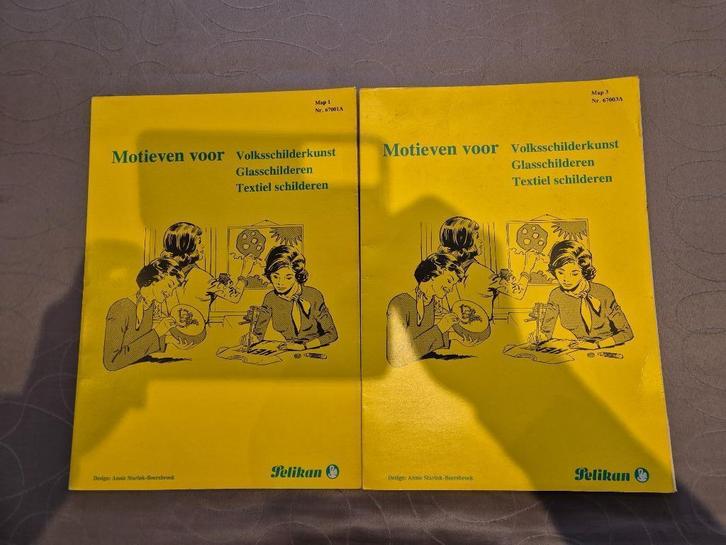 Motieven voor volksschilderkunst, Boeken, Hobby en Vrije tijd, Zo goed als nieuw, Tekenen en Schilderen, Ophalen of Verzenden