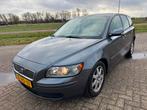 Volvo V50 2.0 D 2005 Grijs, Voorwielaandrijving, 1370 kg, 4 cilinders, 700 kg