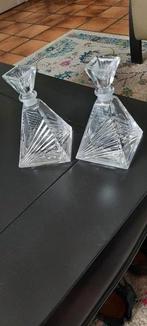 2 kristallen piramide karafjes/breed 8x8 cm/hoog 13 cm., Antiek en Kunst, Antiek | Glas en Kristal, Ophalen
