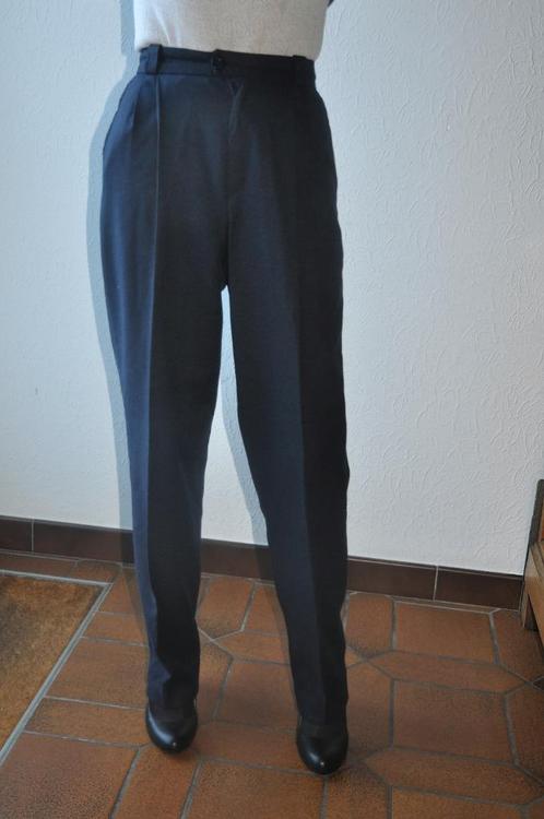 Donker blauwe lange broek van La Baraca - maat 38, Kleding | Dames, Broeken en Pantalons, Zo goed als nieuw, Maat 38/40 (M), Blauw