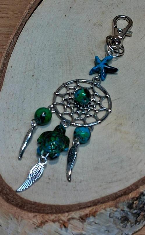 sleutelhanger dreamcatcher schildpadje groen blauw, Verzamelen, Sleutelhangers, Ophalen of Verzenden