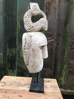 Masker houtsnijwerk kuif Java Indonesie op statief 57 cm, Ophalen of Verzenden