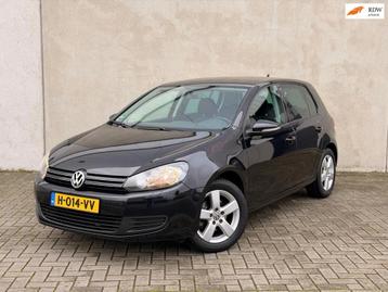Volkswagen Golf 1.2 TSI Carplay Stoelverw. 16'' Cruise Clima beschikbaar voor biedingen