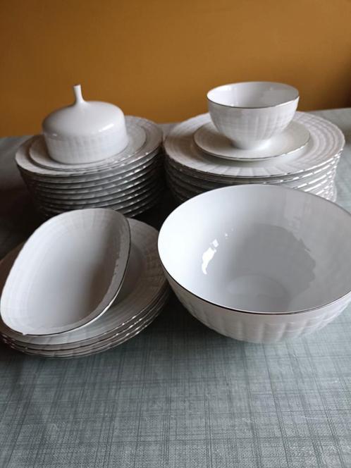 Gedeelte Hutschenrent Lorentz servies met zilver randje, Antiek en Kunst, Antiek | Servies compleet, Ophalen of Verzenden