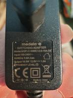 Medela adapter 12V  1,5A  18W, Ophalen of Verzenden, Zo goed als nieuw