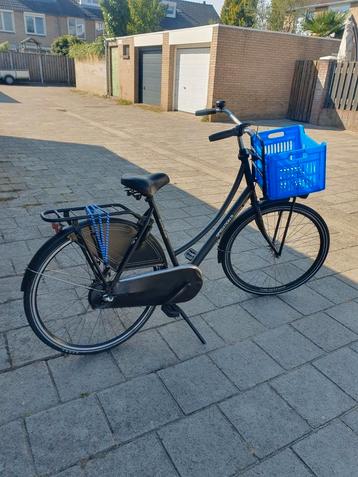Damesfiets in goede staat.  beschikbaar voor biedingen
