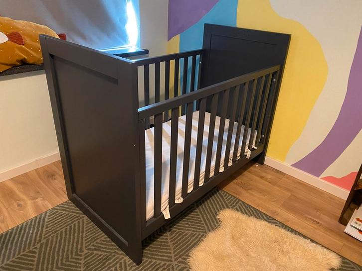 Bopita ledikant + commode babybed, Kinderen en Baby's, Kinderkamer | Complete kinderkamers, Gebruikt, Jongetje of Meisje, Ophalen