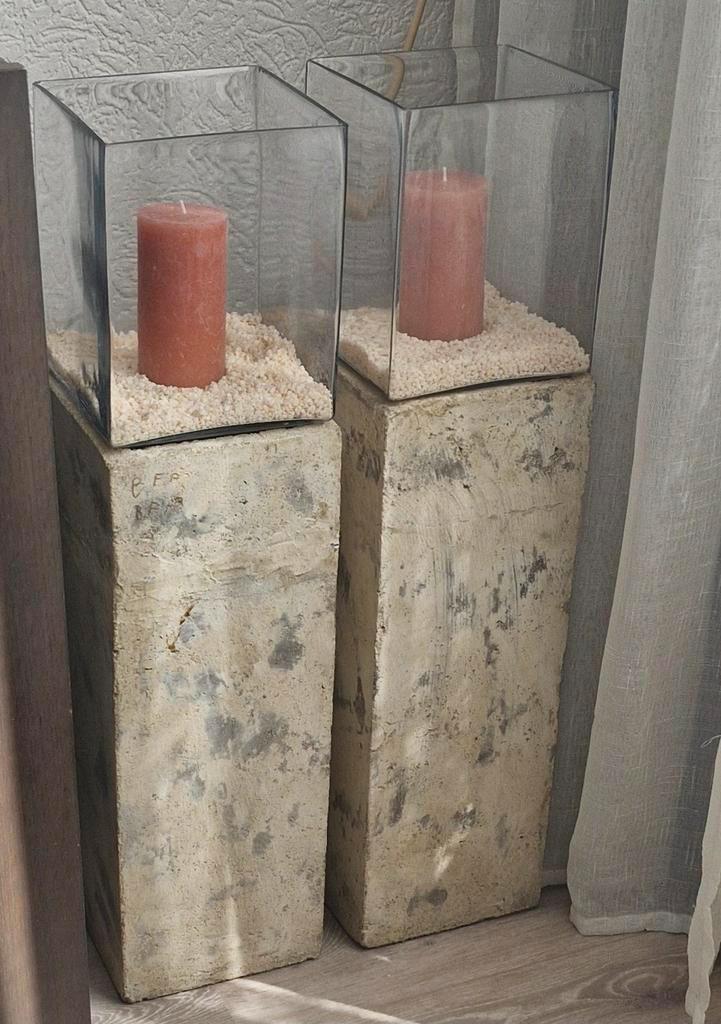 Betonnen Zuilen met Glazen Opzetstuk, Huis en Inrichting, Woonaccessoires | Zuilen en Pilaren, Gebruikt, Ophalen of Verzenden