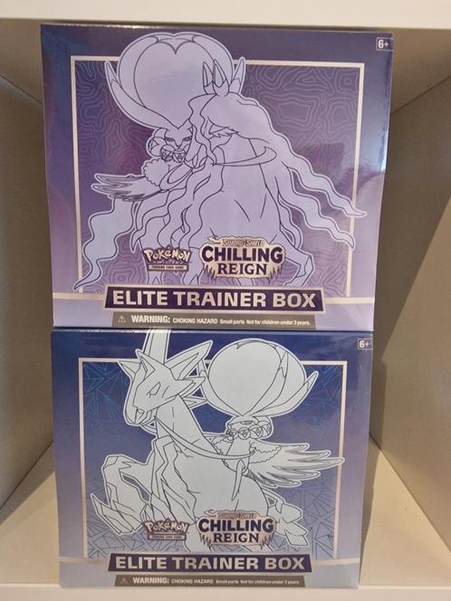 2 Chilling Reign ETB, Hobby en Vrije tijd, Verzamelkaartspellen | Pokémon, Zo goed als nieuw, Ophalen of Verzenden