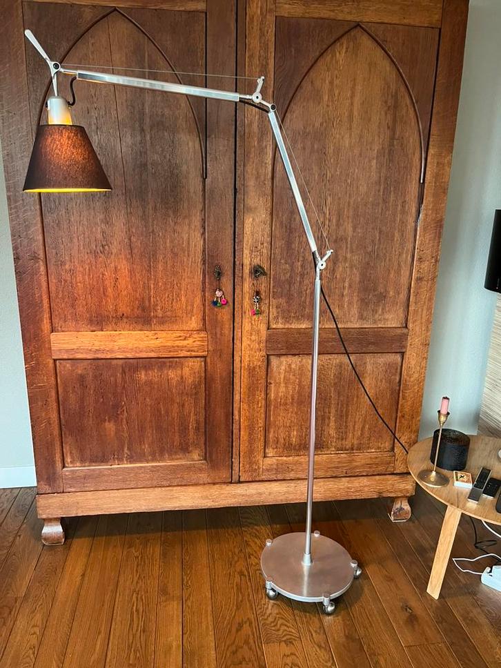 Artemide Tolomeo Basculante Terra, Huis en Inrichting, Lampen | Vloerlampen, Zo goed als nieuw, 200 cm of meer, Ophalen
