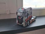 Iveco trekker met dakar bestickering, Hobby en Vrije tijd, Modelauto's | 1:50, Ophalen of Verzenden, Zo goed als nieuw, Bus of Vrachtwagen