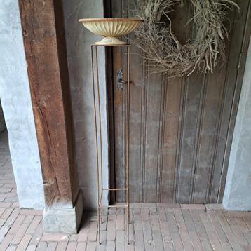 Metalen tuinsteker zuil sokkel tafeltje 20x20x130cm *Etage3* beschikbaar voor biedingen