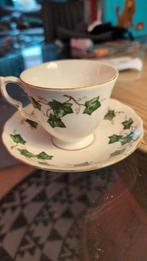 Vintage Colclough Kop en Schotel, Gebruikt, Ophalen of Verzenden, Overige stijlen, Kop(pen) en/of Schotel(s)