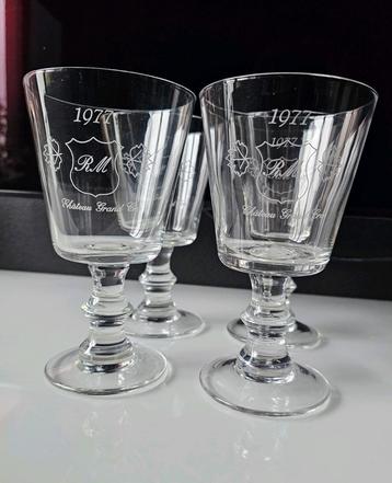 Riviera maison 4 luxe wijn/waterglazen op voet met logo RM beschikbaar voor biedingen