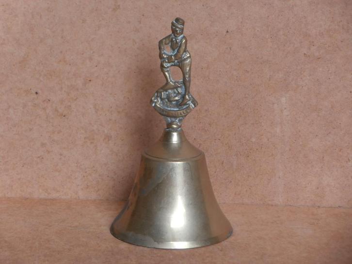 Engelse tafelbel handbel Sam Welley Engeland tafel bel oud, Antiek en Kunst, Antiek | Koper en Brons, Koper, Ophalen of Verzenden