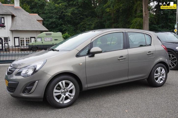 Opel Corsa 1.2-16V Berlin 5 Drs Airco Lm Velgen Trekhaak, Auto's, Opel, Bedrijf, Te koop, Corsa, ABS, Airbags, Airconditioning