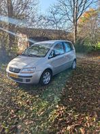 Fiat Idea 1.4 16V 2004 Grijs, Auto's, Voorwielaandrijving, 400 kg, Origineel Nederlands, Overige kleuren