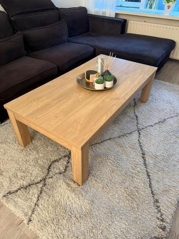Salontafel beschikbaar voor biedingen