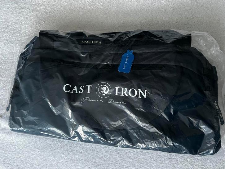 Cast Iron Duffle Bag *NIEUW*, Sieraden, Tassen en Uiterlijk, Tassen | Sporttassen, Nieuw, Ophalen of Verzenden