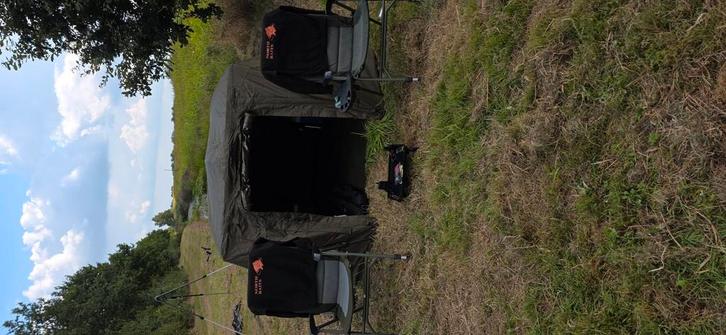 Chub outkast 60inc, Watersport en Boten, Hengelsport | Karpervissen, Zo goed als nieuw, Overige typen, Ophalen