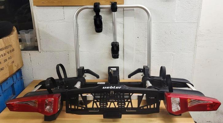 Uebler i21 Fietsendrager –ZGAN – Kantelbaar – Inklapbaar, Auto diversen, Fietsendragers, Zo goed als nieuw, Trekhaakdrager, 2 fietsen