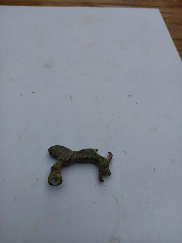 Romeinse Fibula Leeuw - Kroatië, Antiek en Kunst, Antiek | Overige Antiek, Ophalen of Verzenden