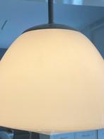 Hanglamp wit melkglas 2x, Huis en Inrichting, Lampen | Hanglampen, Ophalen, Gebruikt, Jaren 40, Glas