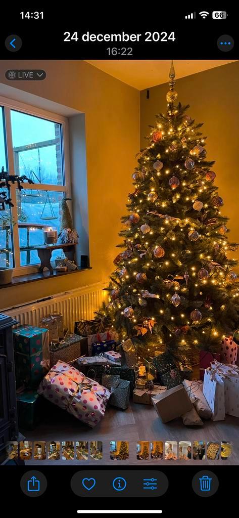 Mooie kwalitatieve en realistisch uitziende kunst kerstboom, Diversen, Kerst, Zo goed als nieuw, Ophalen of Verzenden