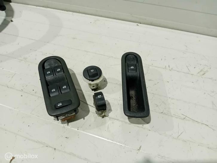 Raamschakelaar Renault Megane, Auto-onderdelen, Dashboard en Schakelaars, Gebruikt, Ophalen of Verzenden